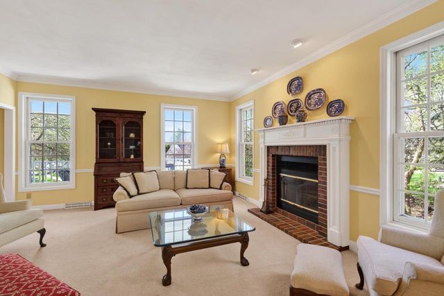 1429 Kings Lynn Road, Stoughton, WI 53589