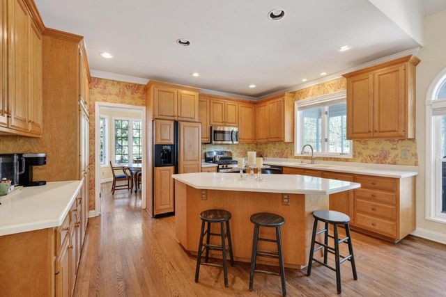 1429 Kings Lynn Road, Stoughton, WI 53589
