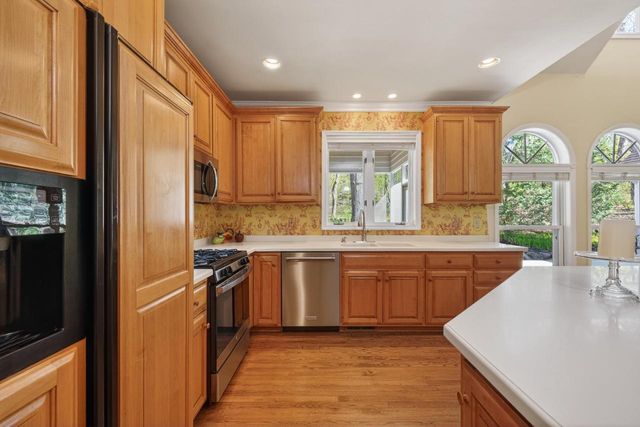 1429 Kings Lynn Road, Stoughton, WI 53589