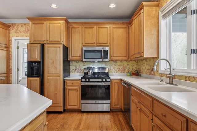 1429 Kings Lynn Road, Stoughton, WI 53589