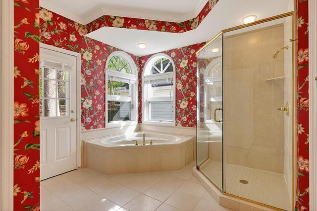 1429 Kings Lynn Road, Stoughton, WI 53589