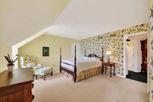 1429 Kings Lynn Road, Stoughton, WI 53589