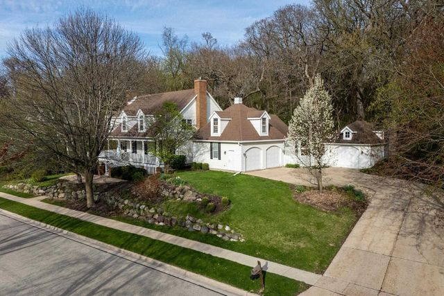 1429 Kings Lynn Road, Stoughton, WI 53589