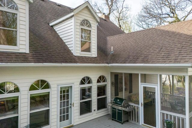 1429 Kings Lynn Road, Stoughton, WI 53589