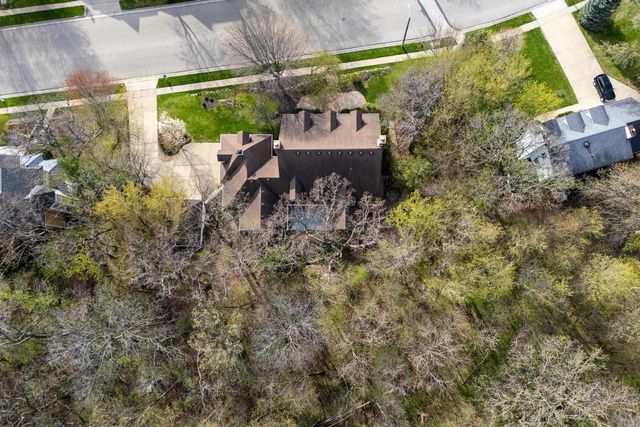 1429 Kings Lynn Road, Stoughton, WI 53589