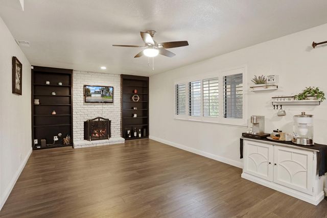 1017 Hamlet Ct, Stockton, CA 95209