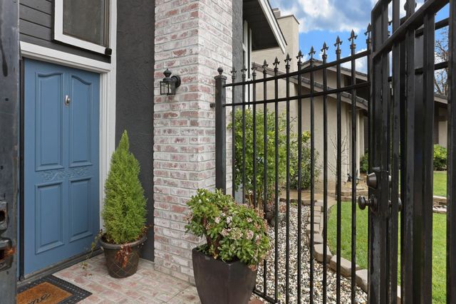 1017 Hamlet Ct, Stockton, CA 95209