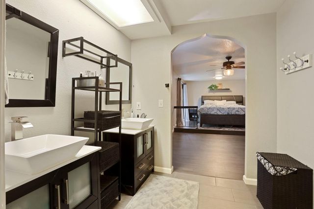 1017 Hamlet Ct, Stockton, CA 95209