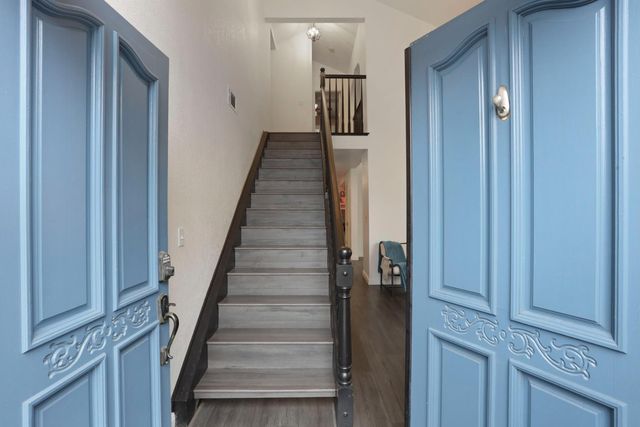 1017 Hamlet Ct, Stockton, CA 95209