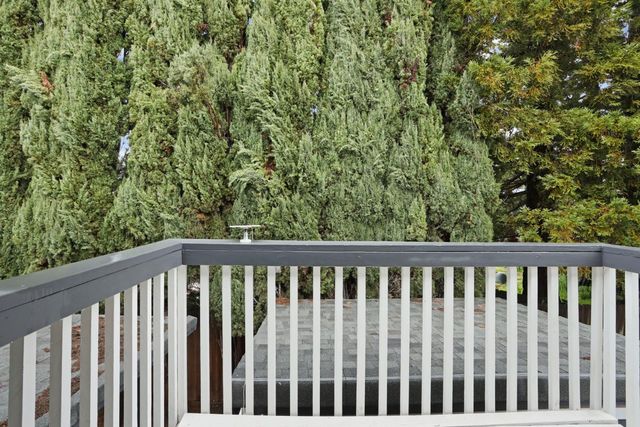 1017 Hamlet Ct, Stockton, CA 95209