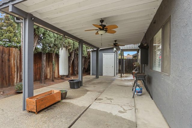 1017 Hamlet Ct, Stockton, CA 95209