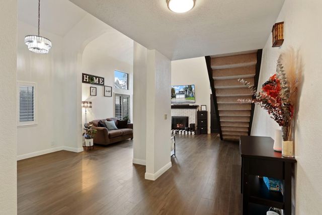 1017 Hamlet Ct, Stockton, CA 95209