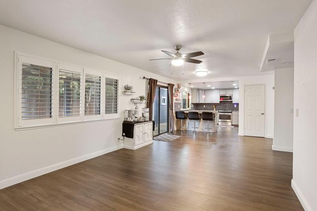 1017 Hamlet Ct, Stockton, CA 95209