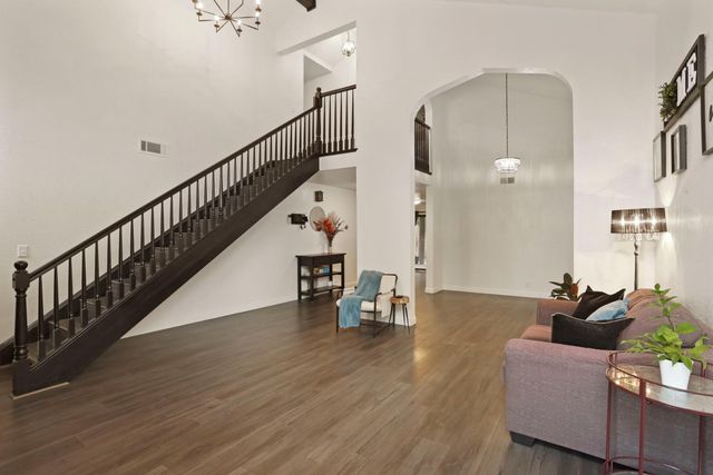 1017 Hamlet Ct, Stockton, CA 95209