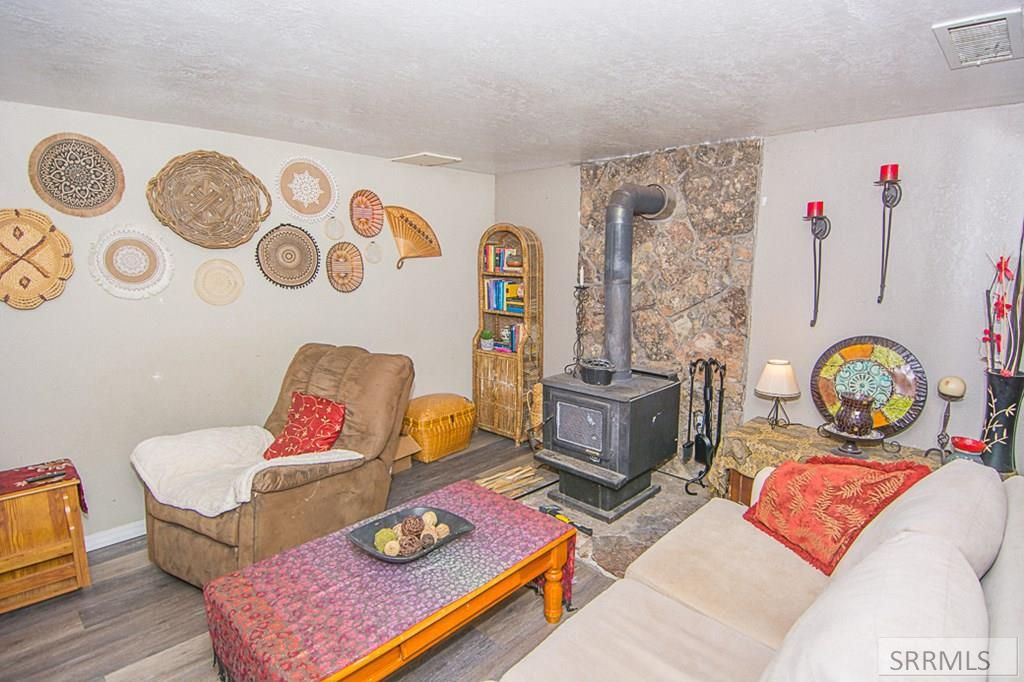 Image 50 of property listing at 904 Edwards Street, Salmon, ID 83467