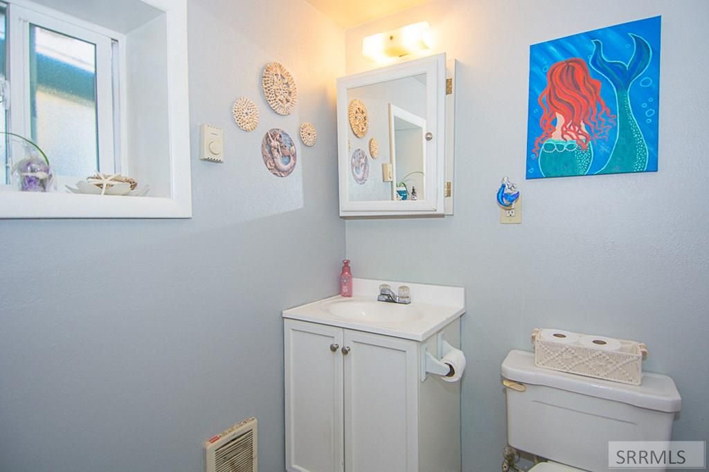 Image 59 of property listing at 904 Edwards Street, Salmon, ID 83467