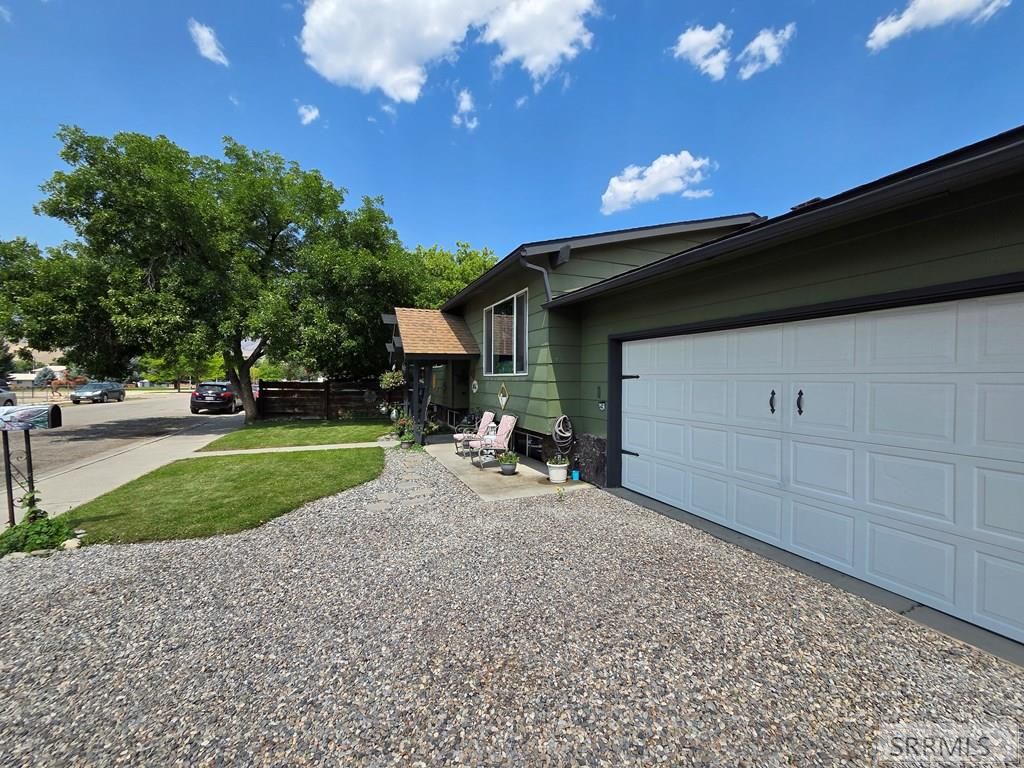 Image 73 of property listing at 904 Edwards Street, Salmon, ID 83467