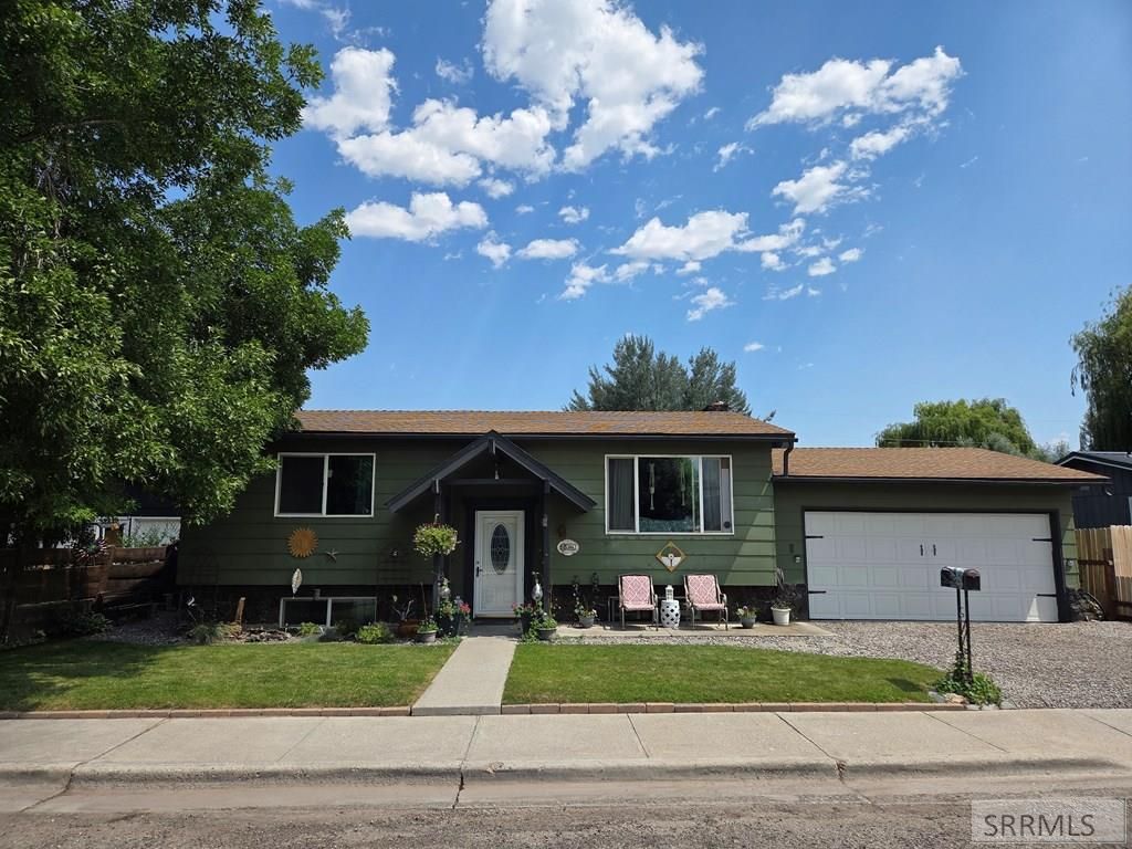 Image 78 of property listing at 904 Edwards Street, Salmon, ID 83467
