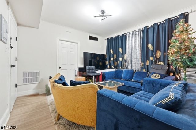 63 Linden Ave, Irvington Twp., NJ 07111