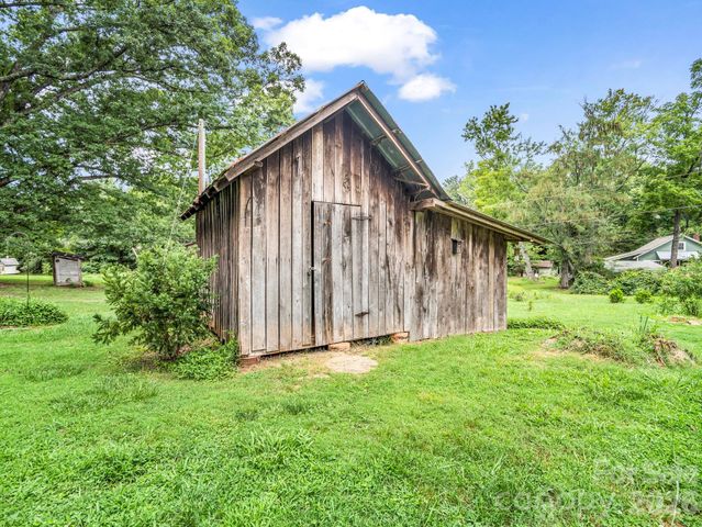 1264 Piney Ridge Road, Forest City, NC 28043