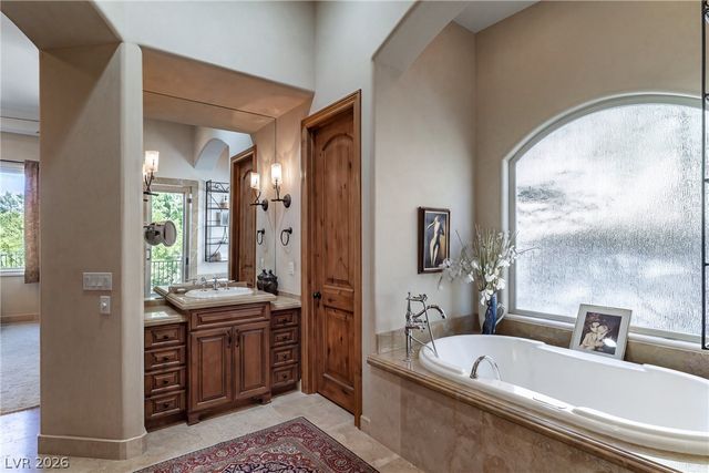 9716 Verlaine Court, Las Vegas, NV 89145