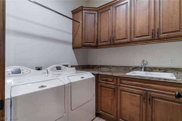 9716 Verlaine Court, Las Vegas, NV 89145