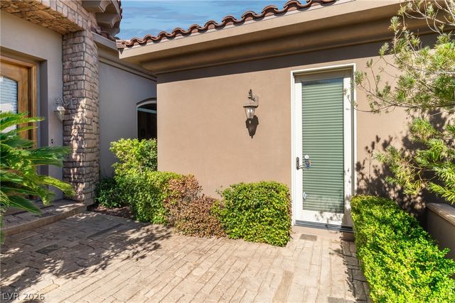 9716 Verlaine Court, Las Vegas, NV 89145