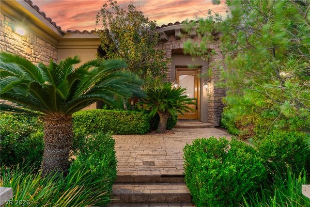 9716 Verlaine Court, Las Vegas, NV 89145
