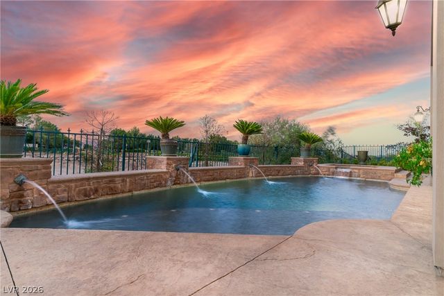 9716 Verlaine Court, Las Vegas, NV 89145