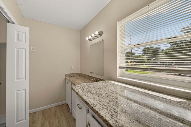 1000 EMERALDA ROAD, Orlando, FL 32808