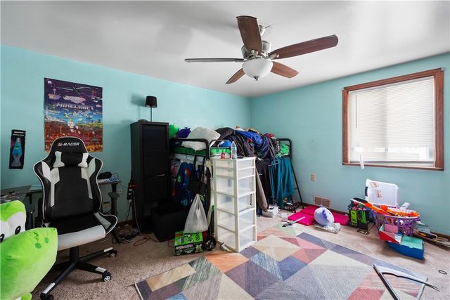 4457 4th St, Bethel Park, PA 15102