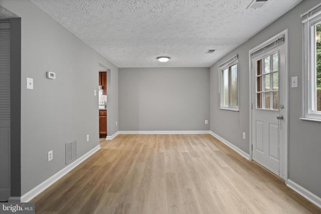 8353 FERN LEAF CT, Springfield, VA 22153