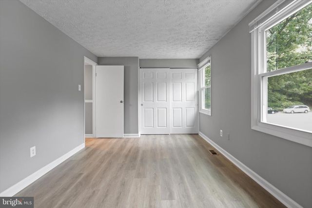 8353 FERN LEAF CT, Springfield, VA 22153