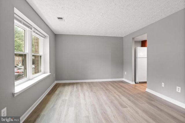 8353 FERN LEAF CT, Springfield, VA 22153