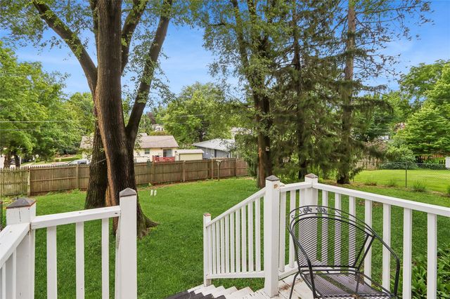 1405 W Benton St, Iowa City, IA 52246