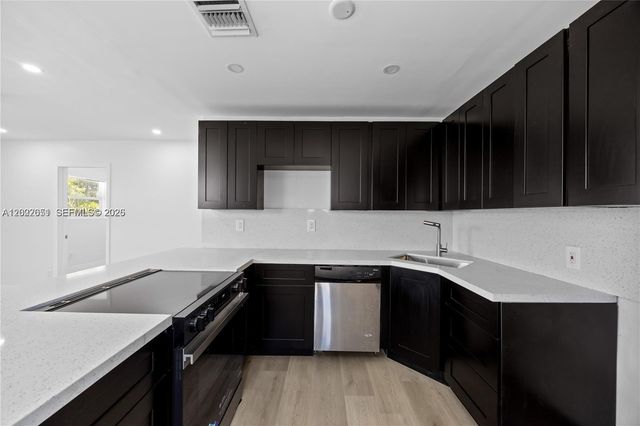 2608 NW 3rd Street, Pompano Beach, FL 33069