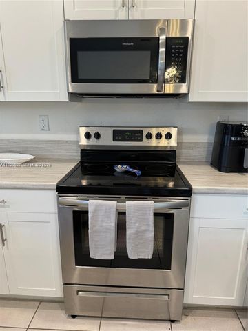 21441 NE 3rd Place, Miami, FL 33179