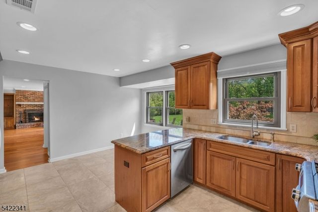363 Rolling Knolls Way, Bridgewater Twp., NJ 08807
