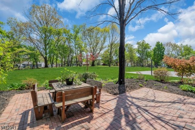 363 Rolling Knolls Way, Bridgewater Twp., NJ 08807