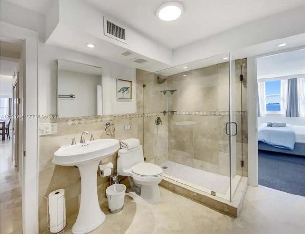 209 N Fort Lauderdale Beach Blvd 5B, Fort Lauderdale, FL 33304