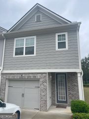 812 Belfry Terrace, Fairburn, GA 30213