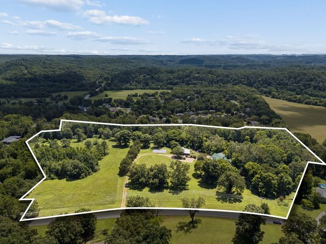 324 E Kingston Springs Rd, Kingston Springs, TN 37082