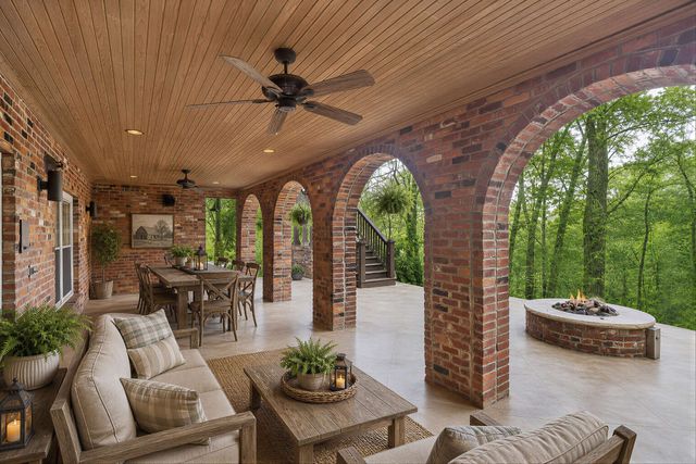 324 E Kingston Springs Rd, Kingston Springs, TN 37082