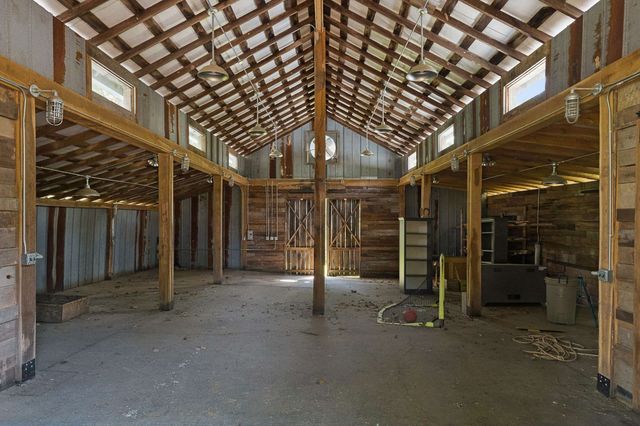 324 E Kingston Springs Rd, Kingston Springs, TN 37082