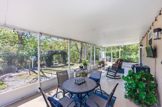 1543 Rialto Drive, Boynton Beach, FL 33436