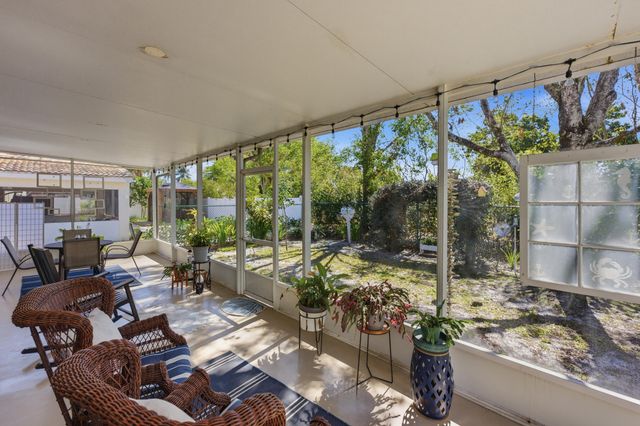 1543 Rialto Drive, Boynton Beach, FL 33436