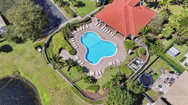 1543 Rialto Drive, Boynton Beach, FL 33436