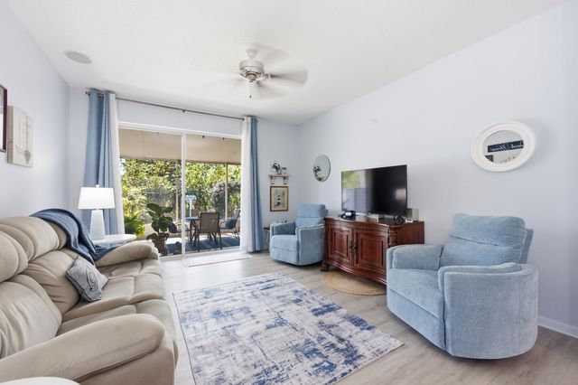 1543 Rialto Drive, Boynton Beach, FL 33436