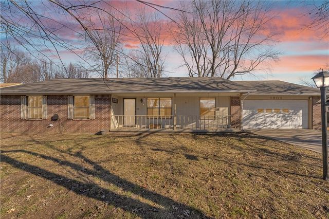 1309 Jennifer Street, Springdale, AR 72762