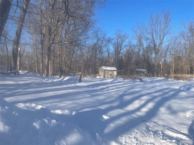 261 Titusville Road, Poughkeepsie, NY 12603